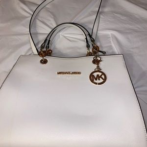 Micheal Kors Shoulder Bag
